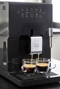 Esta cafetera superautomática Krups nunca ha estado tan barata: te ofrece  un café recién molido rápidamente y y del modo más sencillo